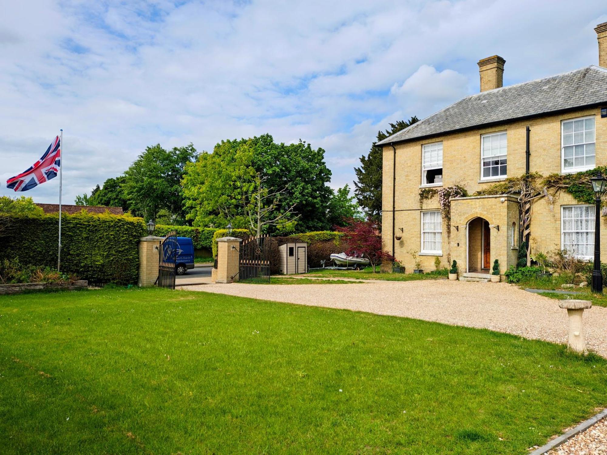 Bed and Breakfast Langley House Exterior foto